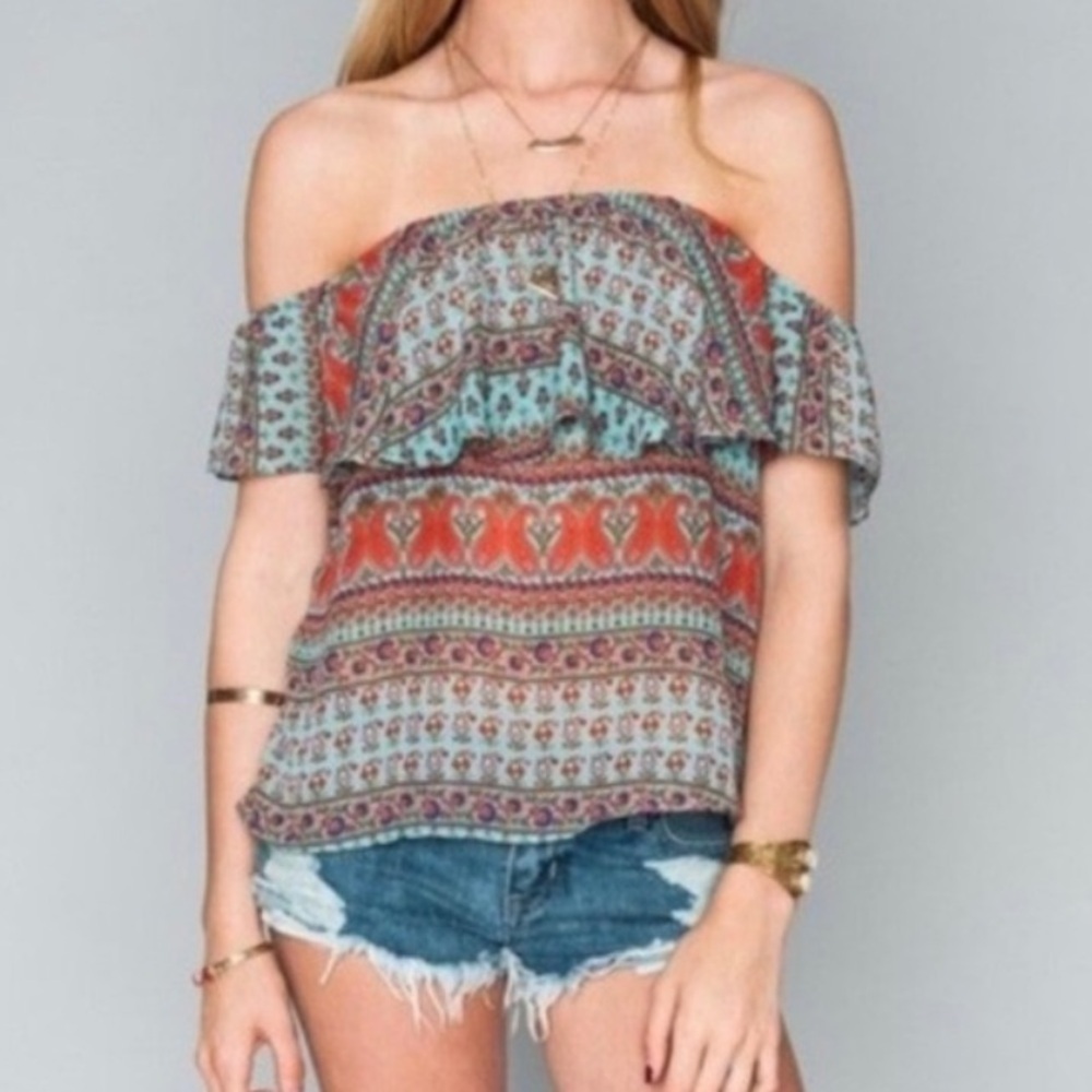 Show Me Your Mumu Chiquita top in red and blue print. Size small